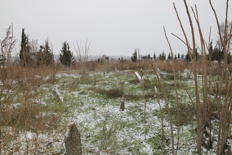 Aslıbeyli Eski Köy Mezarlığı